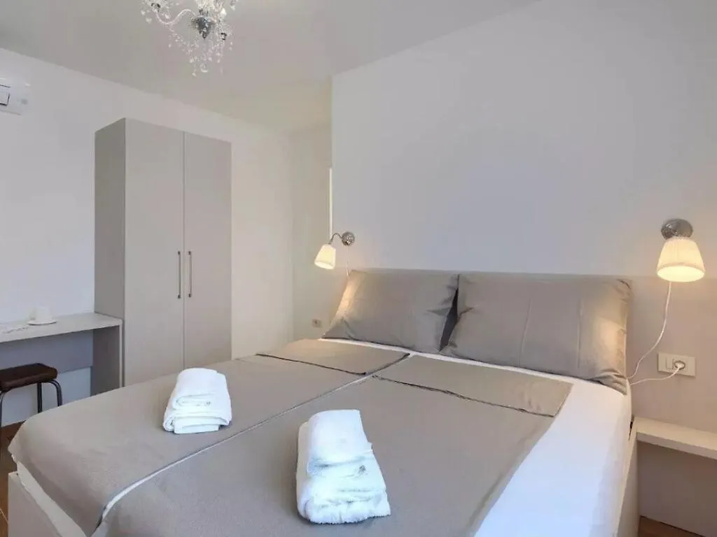 Esmeralda II Comfortable Holiday Residence Novigrad  0*, Novigrad (Istria)