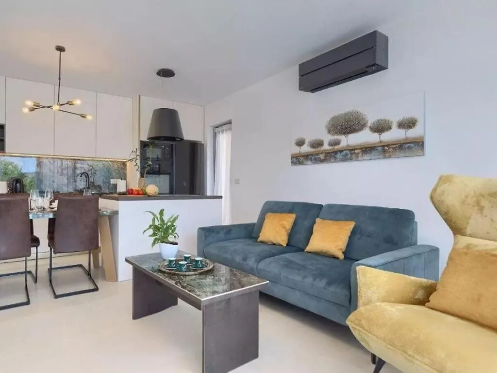 Esmeralda II Comfortable Holiday Residence Novigrad  0*, Novigrad (Istria) Croatia